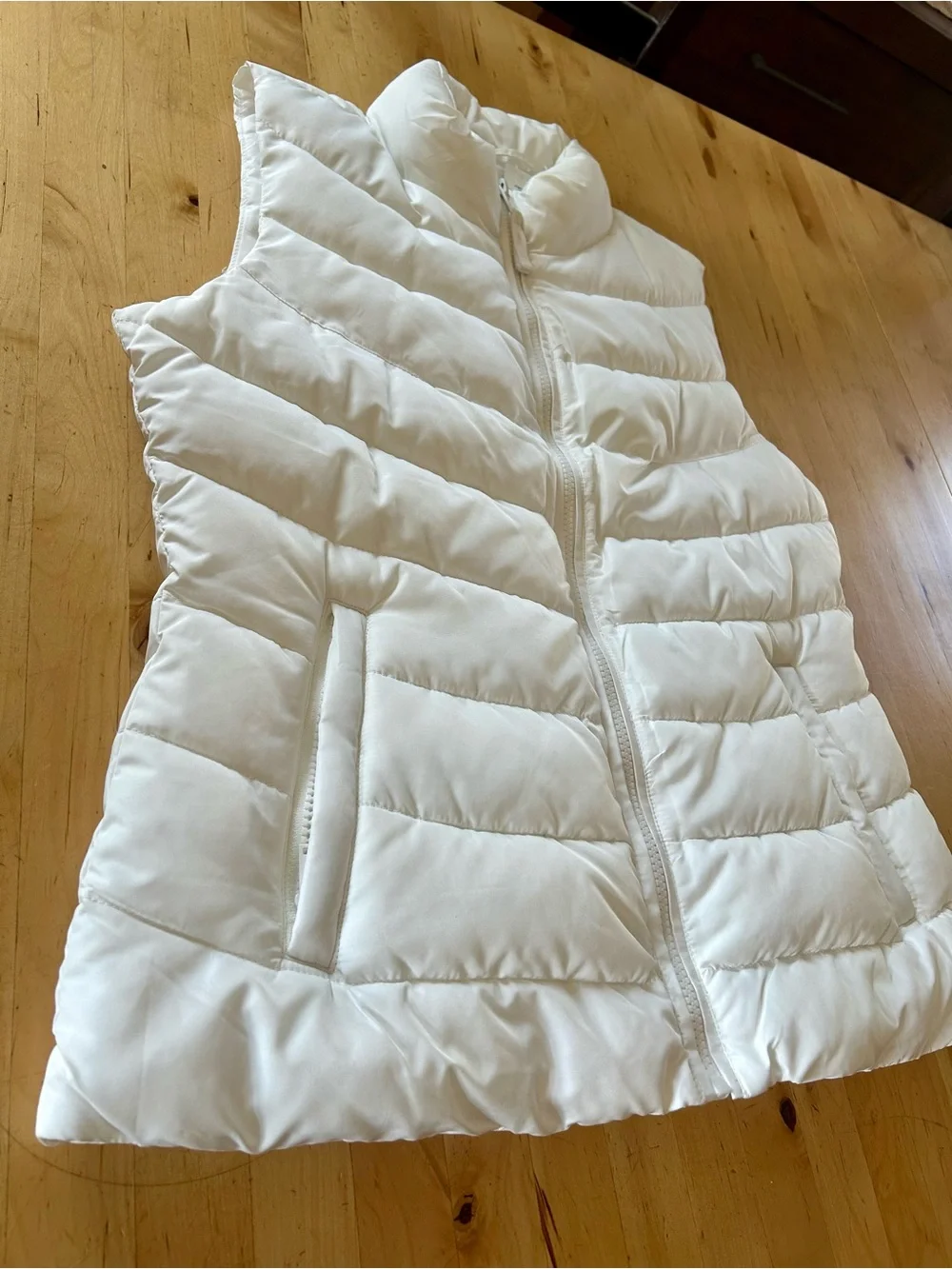 GAP ColdControl Lightweight Puffer Vest White Size S NWT